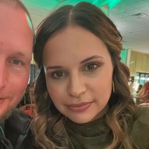 Meet your Posher, Eveleese